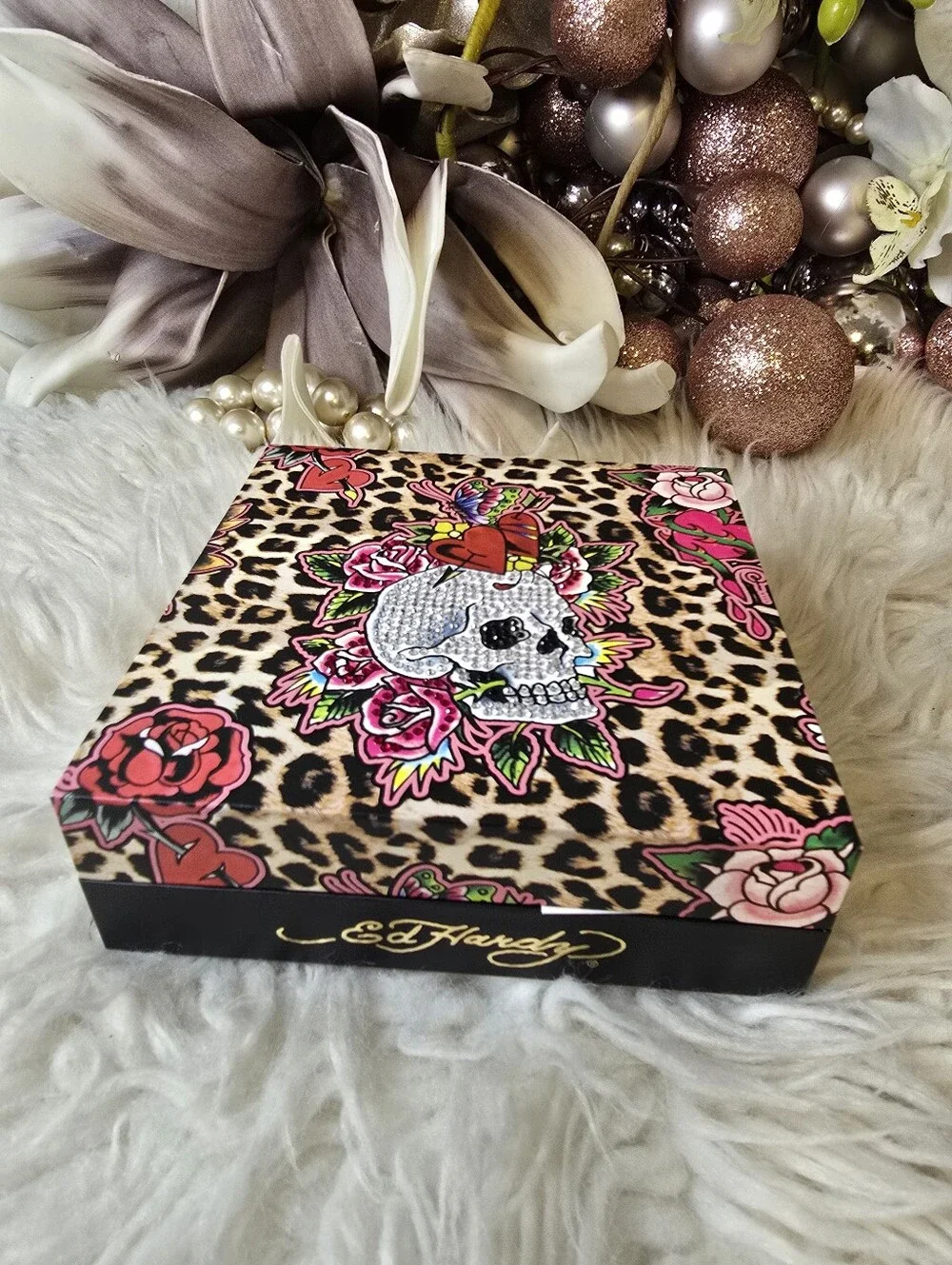 Ed Hardy Lobster closure, Gold tone bracelet, Heart  shaped watch new